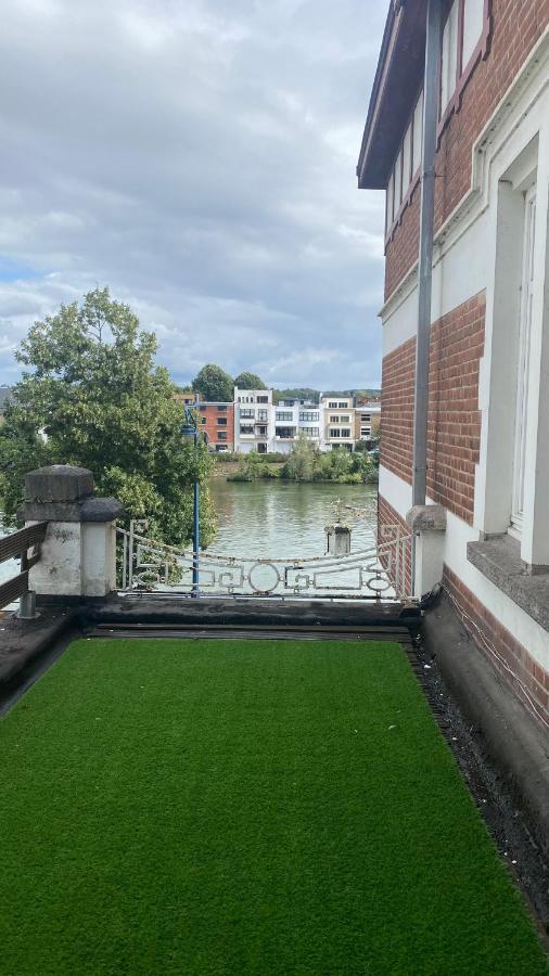 Studio Vue Sur Meuse Ναμούρ Εξωτερικό φωτογραφία