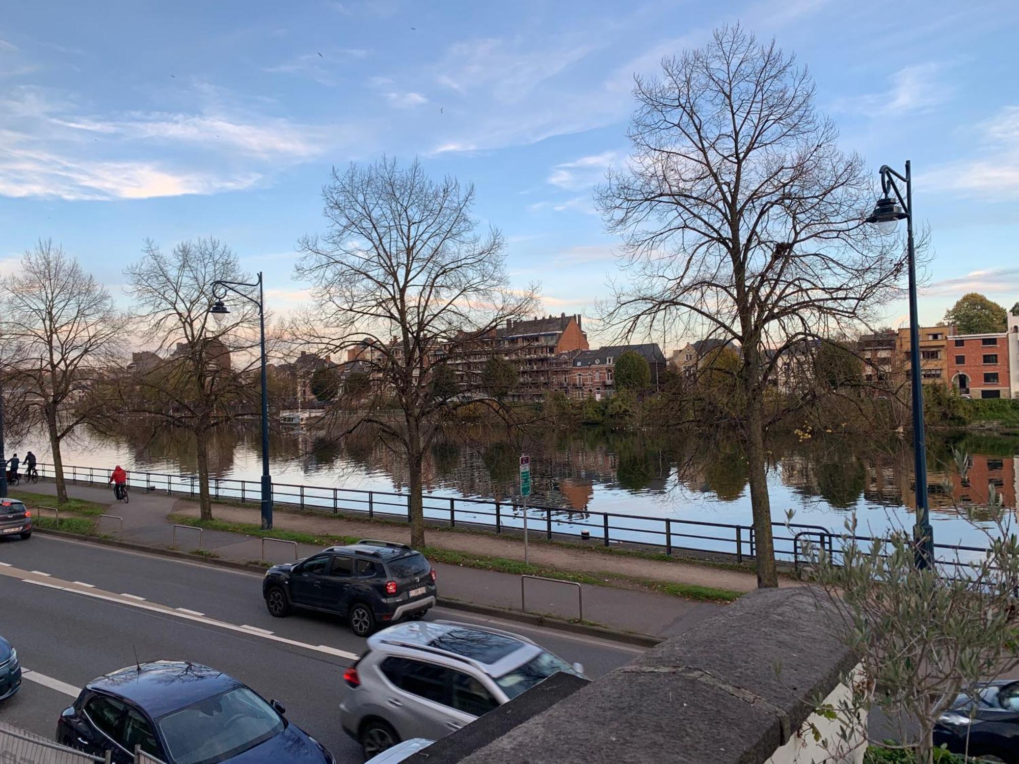 Studio Vue Sur Meuse Ναμούρ Εξωτερικό φωτογραφία
